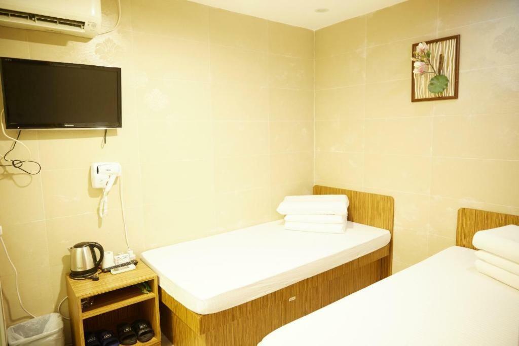 Kam Fu Guesthouse Kowloon  Buitenkant foto